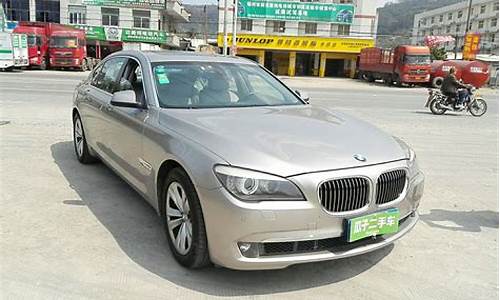 2011年进口宝马320_2011款进口的宝马320i